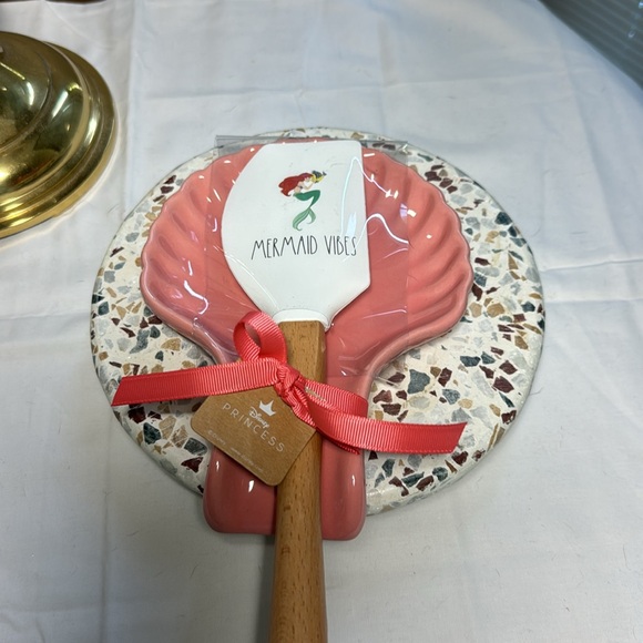 Rae Dunn Mermaid Vibes spoon rest with spatula - Picture 2 of 4